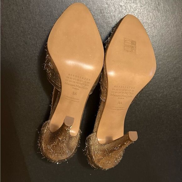 Maison Margiela Distressed Metallic Leather Pumps - Picture 8 of 10